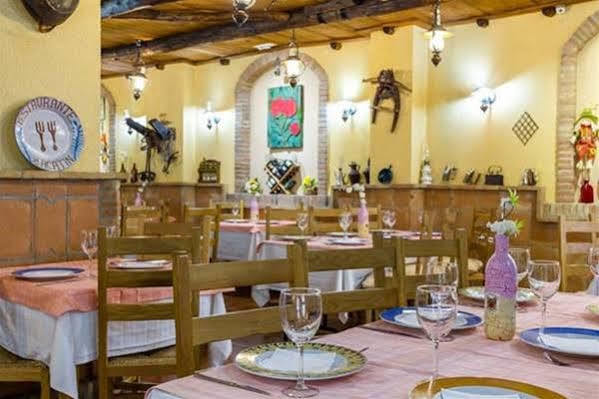 Hotel Hospederia Zacatin Алькала-ла-Реаль Экстерьер фото